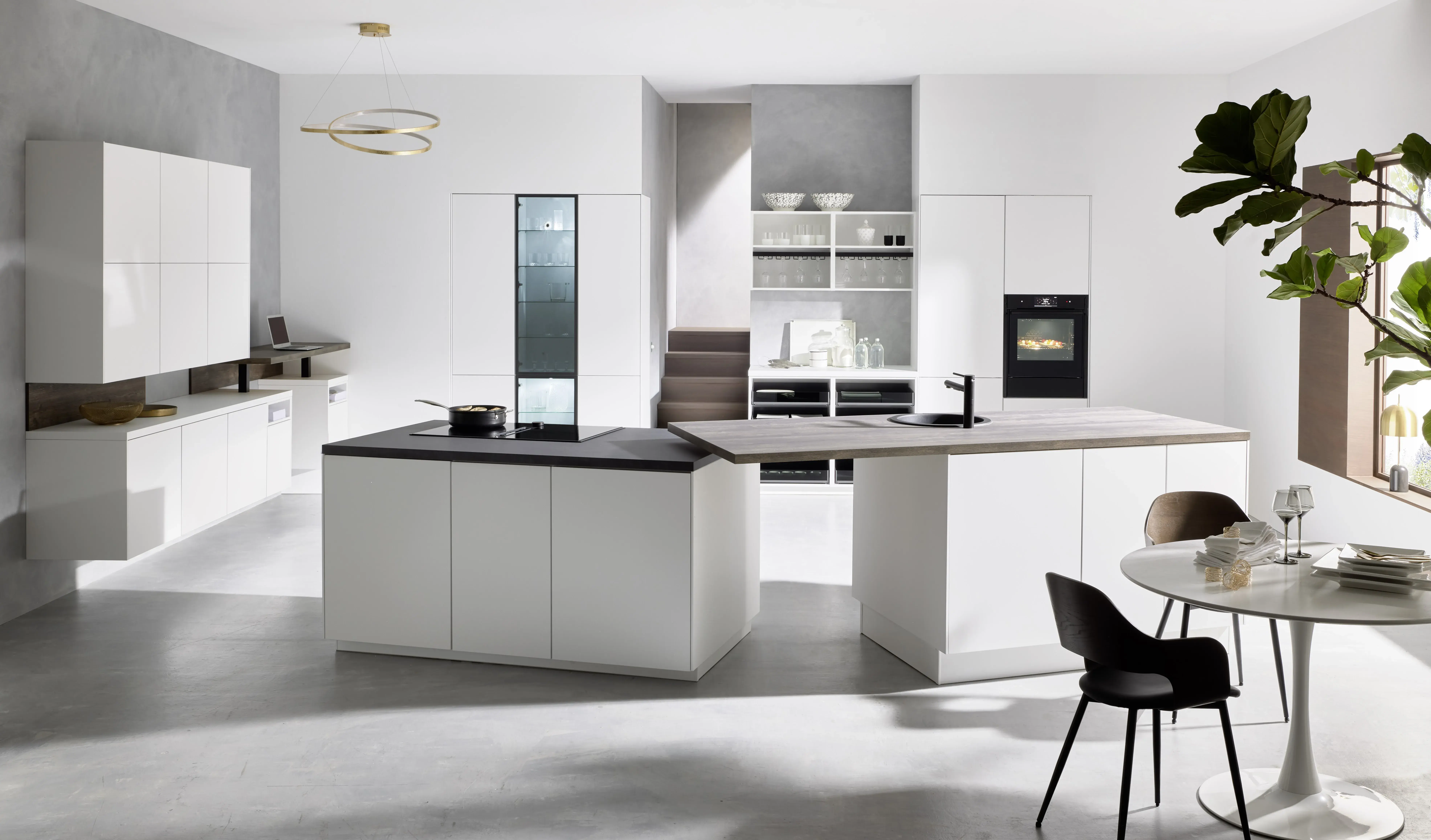 NOBILIA Alpinweiß mit Neff Geräten - Hauptschuss